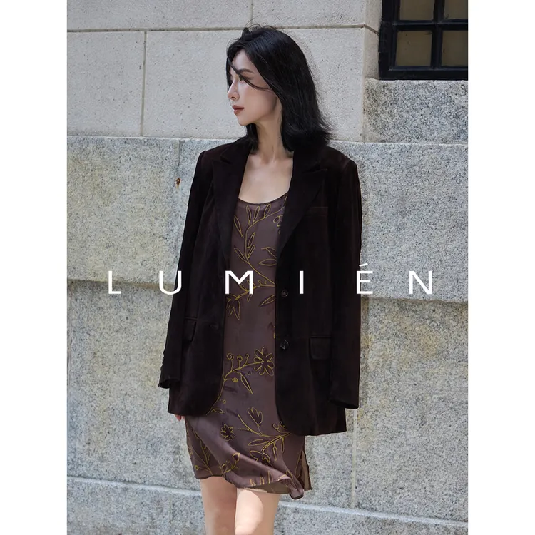 【LUMIEN 新品】“静奢漫旅”绵羊皮柔软挺括干练气质皮衣LX5GEE024