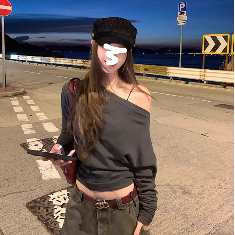 斜肩长袖t恤女秋季多种穿法设计感纯欲辣妹显瘦露肩上衣