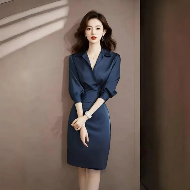 早春季上流社会高端精致女神范气质高冷御姐风蓝色显瘦缎面连衣裙