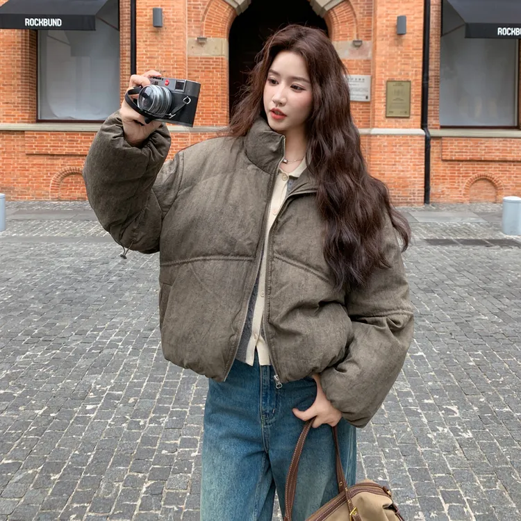 灰绿色小个子羽绒服外套女深冬2025新款短款冬季超火白鸭绒面包服