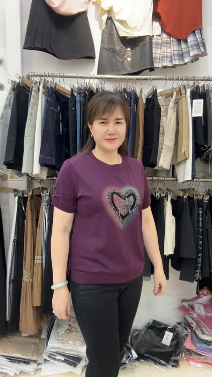 女大版夏季T恤舒适圆领百搭宽松休闲风短袖5565