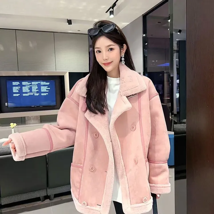 加厚鹿皮绒宽松女装新款时尚冬季大码皮毛一体机车外套秋冬新款