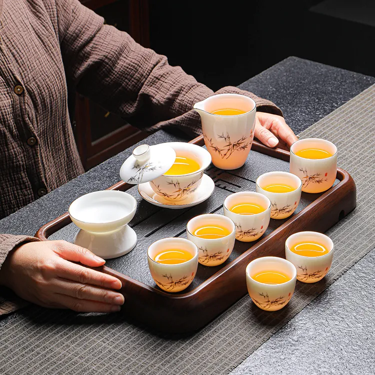 白瓷茶具套装礼盒装家用客厅白瓷功夫茶具轻奢高档办公室泡茶中式