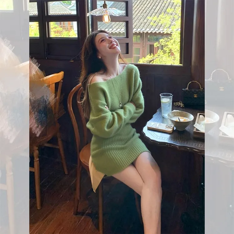 漂亮出片衣服内搭斜肩包臀短裙女装秋冬高级感打底露肩针织连衣裙
