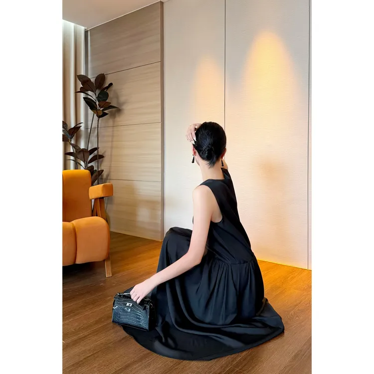 紫紫   U领大摆裙   夏季时尚新款遮肉显瘦时装连衣裙ZD05LZHJ015