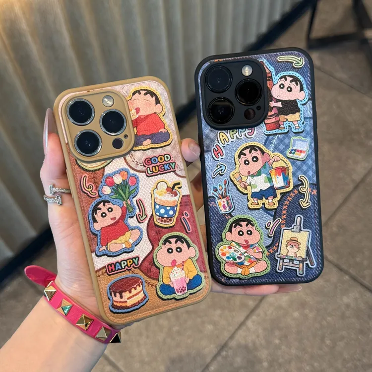 复古牛仔拼贴小新适用苹果17/16气垫手机壳vivo华为P70小米15oppo