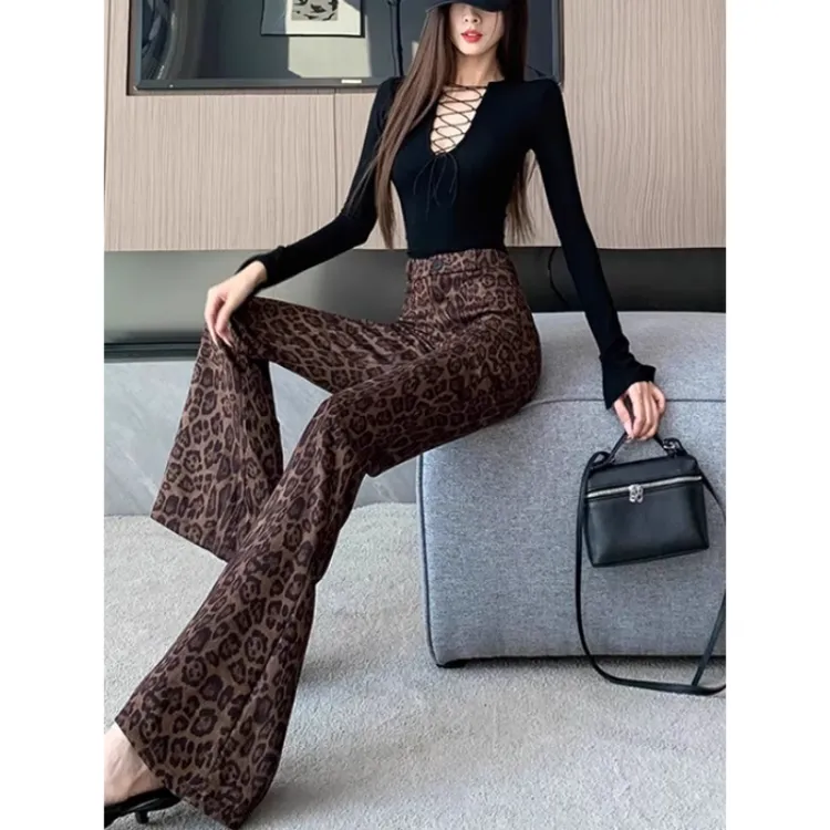 美式复古爆款豹纹微喇牛仔裤女秋2025新款高腰显高休闲裤拖地裤