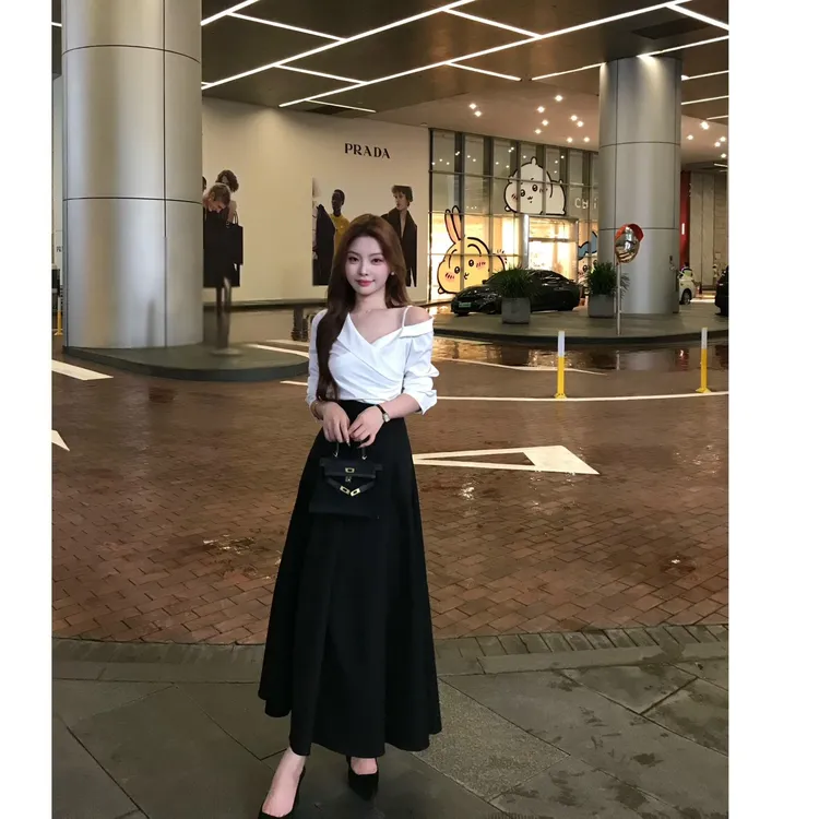 露肩吊带长袖衬衫+韩系简约高腰气质显瘦半身裙