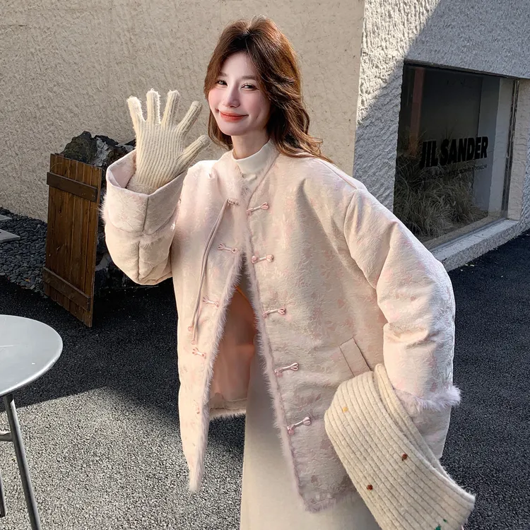 今年流行新中式国风提花羽绒服女冬季新款独特绝美气质白鸭绒外套