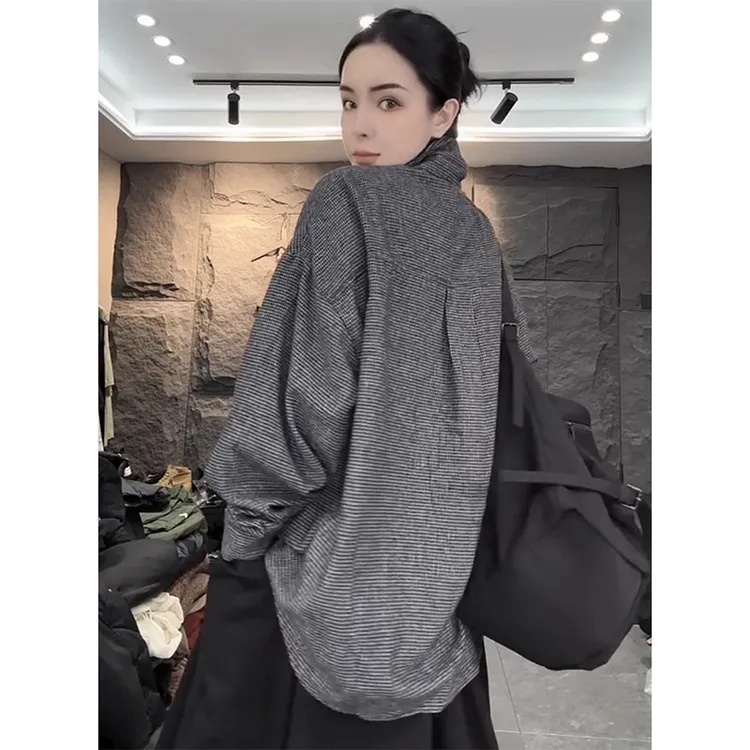 设计感宽松翻领格纹衬衫女欧洲站2025秋季新款洋气百搭中长款衬衣