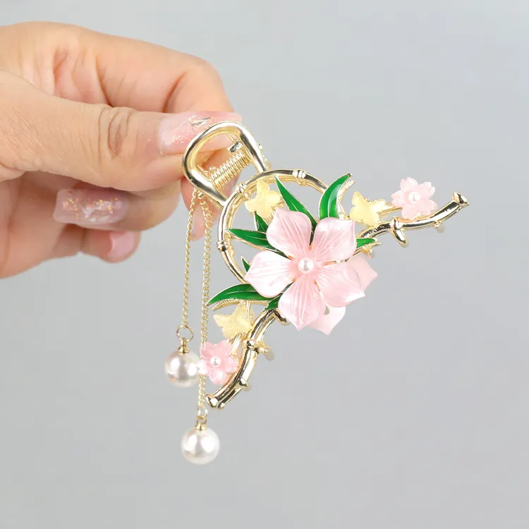 粉色花朵流苏发夹女古风发饰时尚鲨鱼夹高级感抓夹小半扎发后脑勺