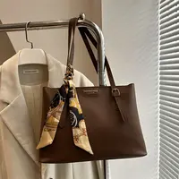 大容量包包女秋冬百搭休闲新款简约单肩包大学生上课包通勤托特包