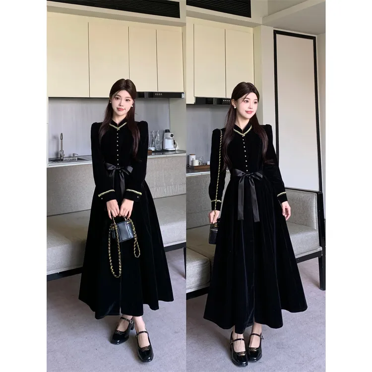 MO88ZSPF大码女装胖mm秋冬赫本风黑色长裙收腰显瘦气质丝绒连衣裙