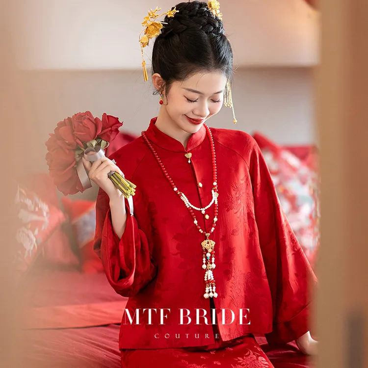 满庭芳【吉祥】红色2025新款秋季订婚礼服新中式套装小个子敬酒服