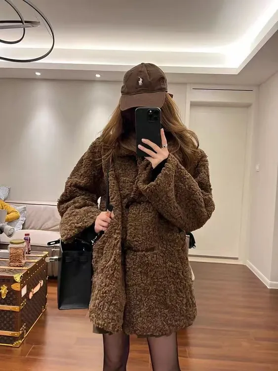巧克力牛角可颂 皮毛一体外套女秋冬宽松慵懒风大衣