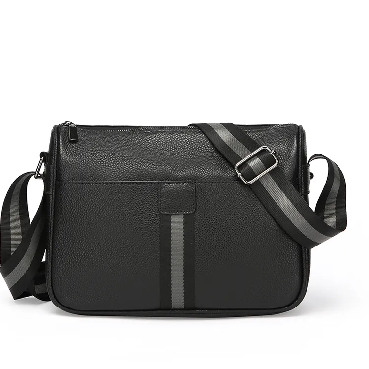 新款2025真皮潮流通勤休闲百搭单肩斜挎包头层牛皮男士皮包大容量