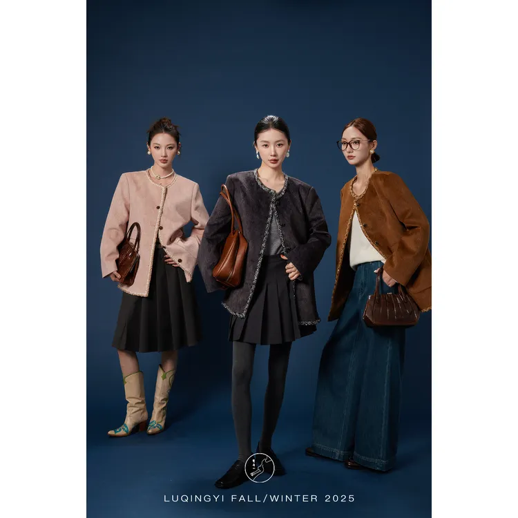 鹭青一原创【任平生】复古麂皮绒小香织带休闲短外套L25W7621B