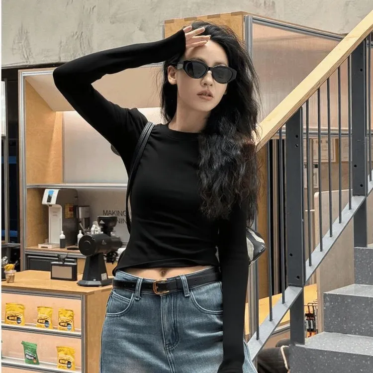 小圆领经典款短款上衣显瘦长袖打底衫直角肩显瘦纯色百搭T恤女装