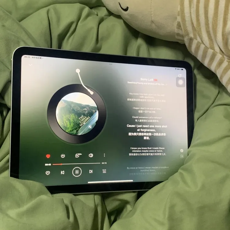 95新 Apple/苹果 iPadAir女生轻薄款便携学习剪辑游戏平板电脑pro
