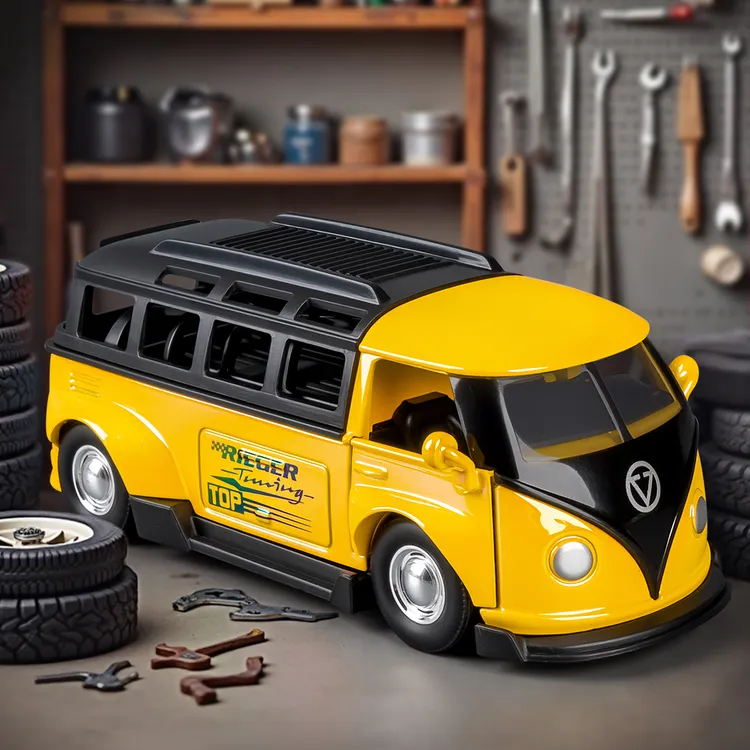 儿童合金巴士车模男孩小汽车玩具回力仿真模型2025年新款跑车摆件