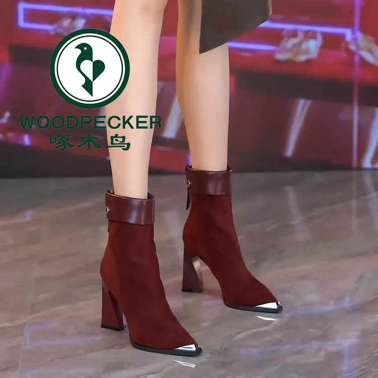 啄木鸟欧美粗跟红色短靴女马丁靴2025秋冬新款气质尖头高跟瘦瘦靴