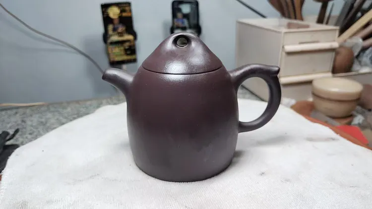 紫玫瑰泥料秦权紫砂壶