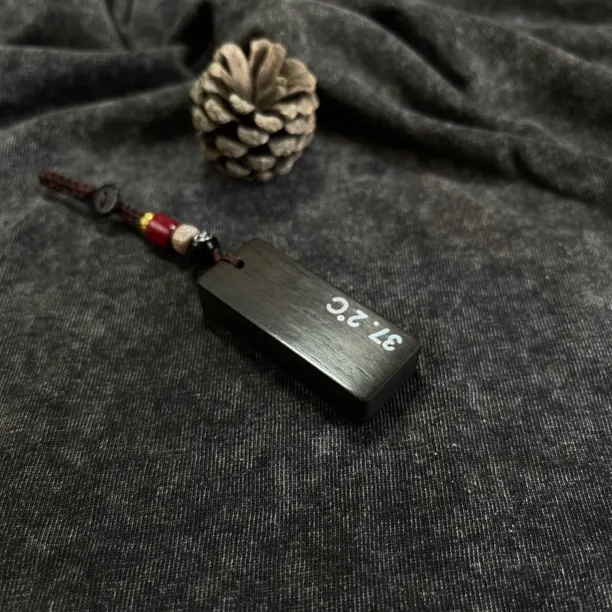 紫光檀木手作刻字镶嵌钥匙链款吊坠37.2手工黑檀木挂件