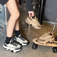 毛毛虫 2025冬季新款休闲鞋女时尚百搭增高透气潮流休闲鞋928
