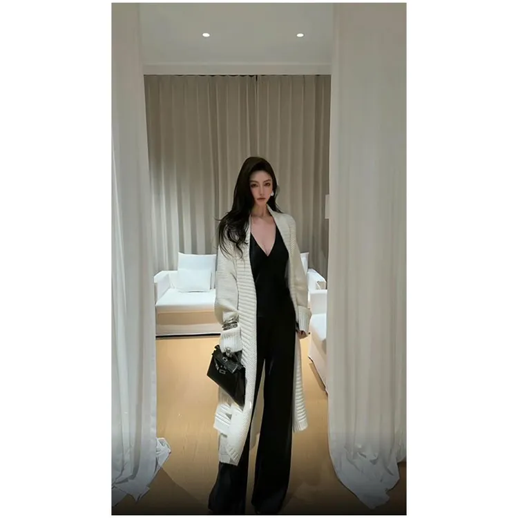 【冬日开场】2026新款宽松慵懒系带针织开衫女深V领背心+缎面长裤女