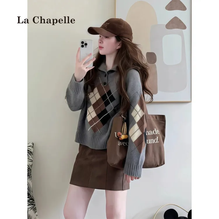 拉夏贝尔灰色菱格翻领针织毛衣女款秋冬可外穿内搭格雷系穿搭上衣