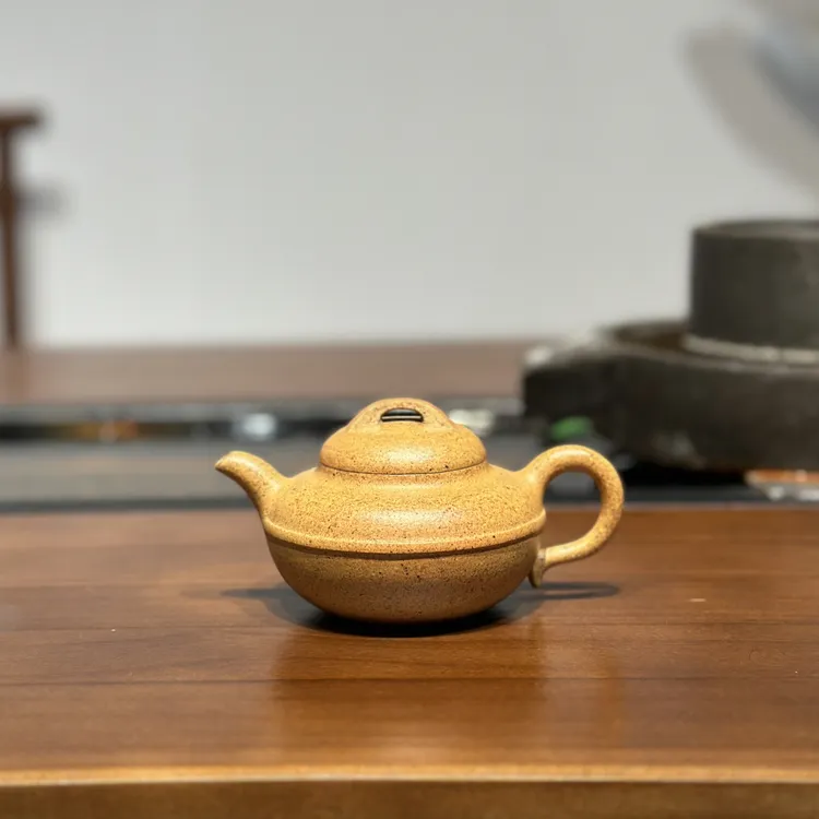 线圆壶全手工成型手磨黄龙山原矿黄金段泥无添加135cc茶壶可定制