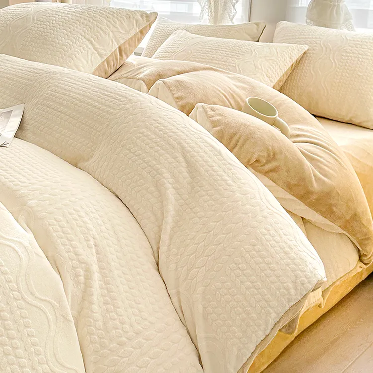 富安娜轻奢轻奢加厚牛奶绒床上四件套珊瑚绒冬季雕花毛绒被套法兰