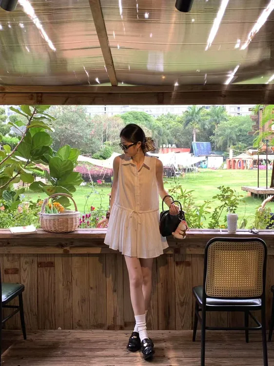 polo领条纹衬衫连衣裙女夏季2025新款收腰显瘦百褶气质短裙子