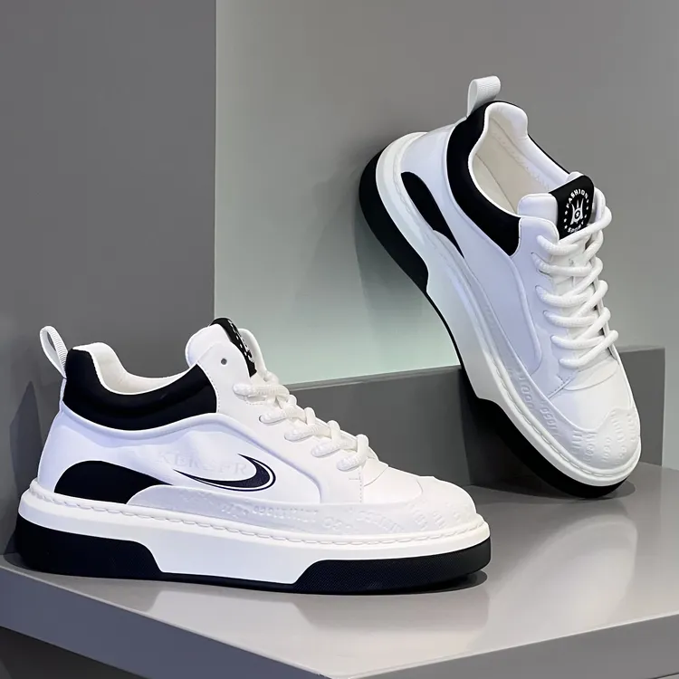 男鞋2026冬季新年爆款加绒加厚舒适保暖百搭印花皮面休闲运动板鞋