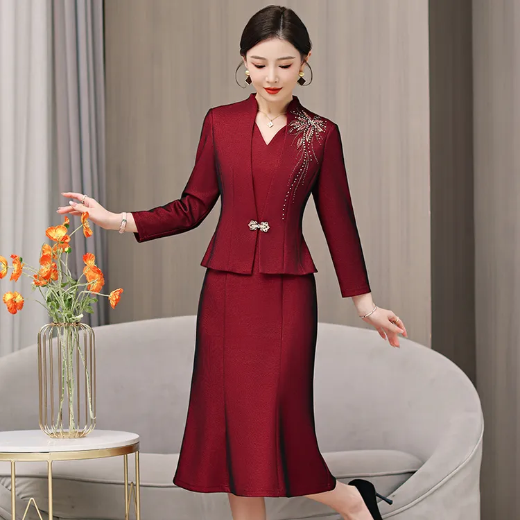 高贵喜婆婆婚宴装2025秋季新款优雅显瘦妈妈婚宴礼服连衣裙显年轻