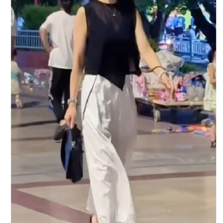 新款无袖上衣白色显瘦休闲裤百搭女装