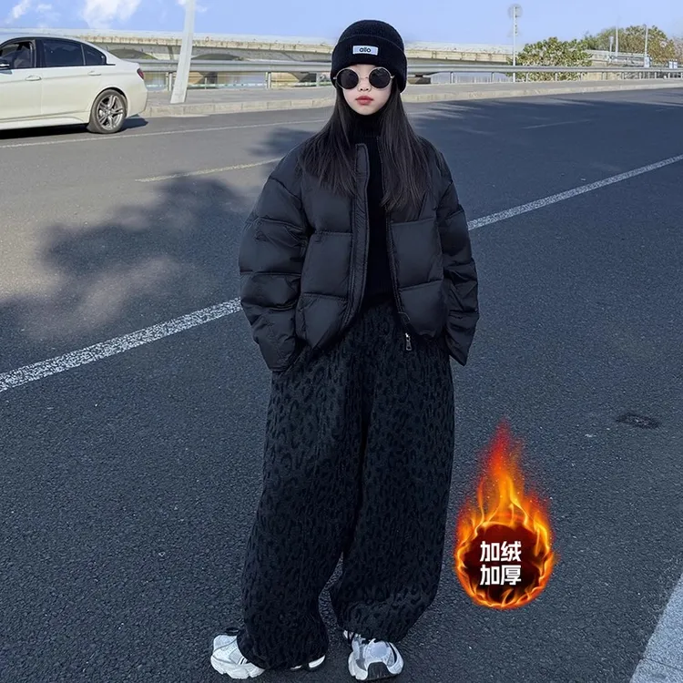 女童慵懒风黑色短款棉服2025冬季加绒加厚豹纹阔腿裤宽松两件套潮