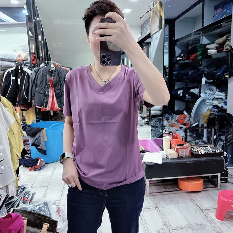 优质精选超大版丝光棉7色V领不起球上衣9500