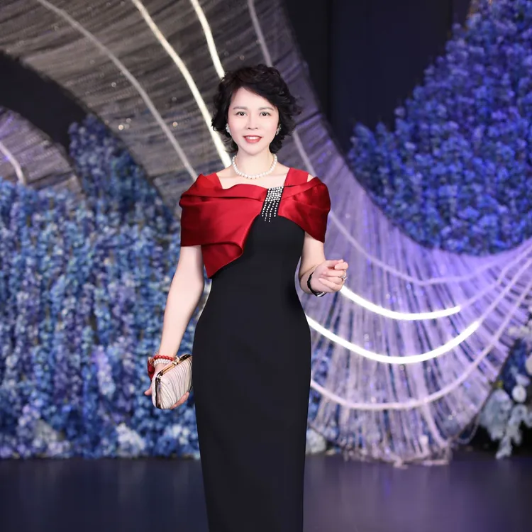 高端订制礼服修身收腰气质喜妈妈礼服2025新款爆款