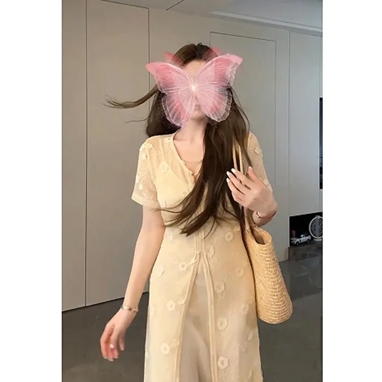 2025夏季新款设计感勾花镂空防晒罩衫气质百搭连衣裙高级感两件套