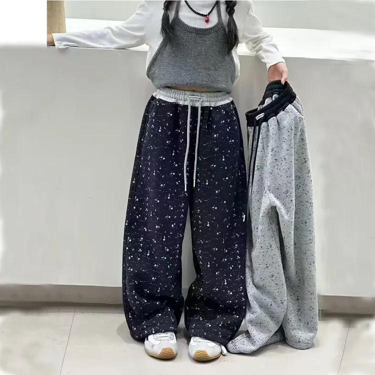 女童秋冬装2025新款加绒加厚碎花弯刀裤女中大童棉质洋气抽绳卫裤