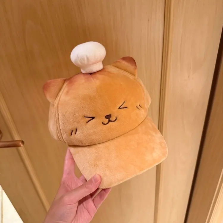 可爱烤焦小熊软顶棒球帽显脸小立体耳可爱烤焦小猫刺绣百搭棒球帽