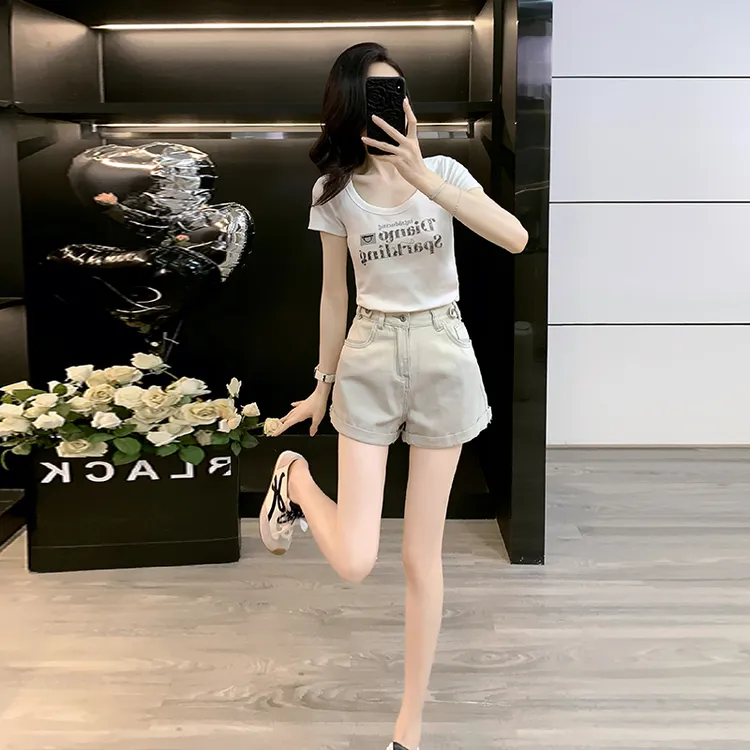 韩版夏季时尚套装女白色短袖搭配显瘦牛仔短裤洋气减龄两件套