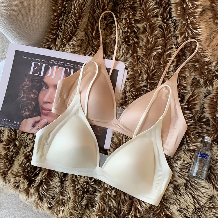 提未苏薄款夏季法式缎面无痕内衣女深V细肩带三角杯防下垂文胸罩