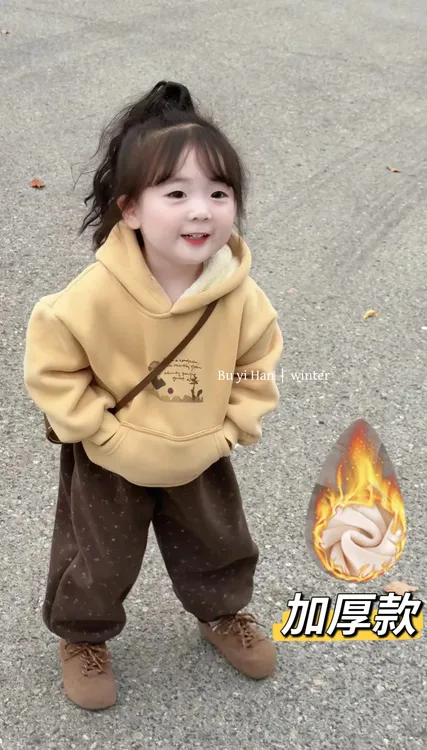 女童冬款套装2025加绒加厚保暖一体绒连帽卫衣碎花灯笼裤两件套