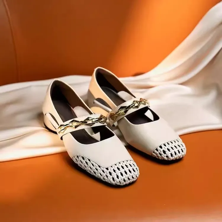 【品牌力荐】春季新品时尚编织镂空透气一字带粗跟女款单鞋1538牛