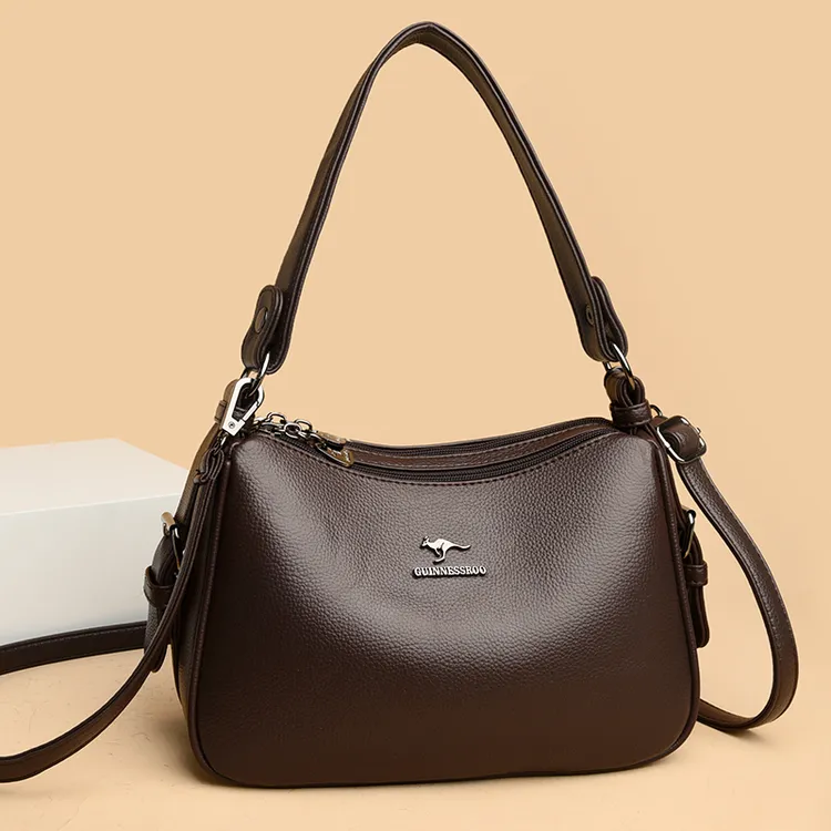 真皮单肩斜挎手提包2025秋冬新款软皮时尚百搭中年妈妈包包女