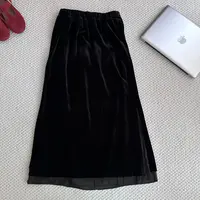 【椿屿凡】秋季简约百搭丝绒半裙