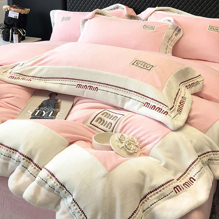高级感牛奶绒四件套冬季保暖被套珊瑚绒加厚加绒床单床笠母婴床品