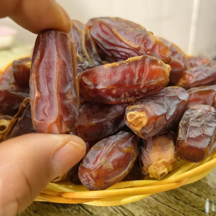新疆直发干椰枣香甜肉厚饱满免洗原味果干孕妇休闲零食